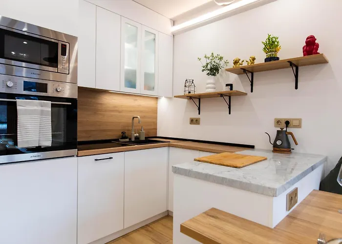 Apartment Modern Mountain Getaway *